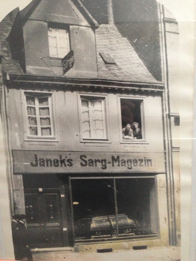 Geschichte - Beerdigungsinstitut Janek